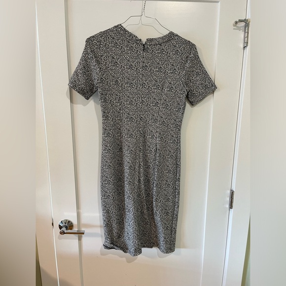 Loft Dress - Picture 2 of 3